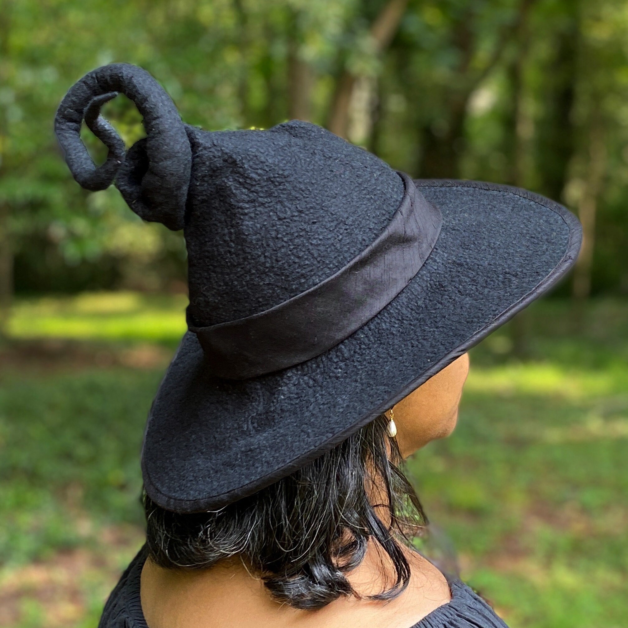 Witch Hat in Solid Black With Curly Point - Hand Felted