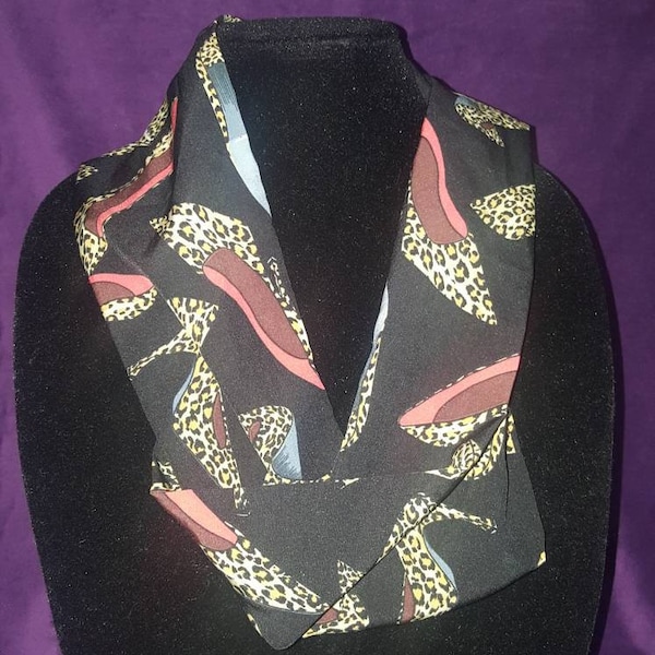 Nicole Miller Infinity scarf with leopard shoes designs