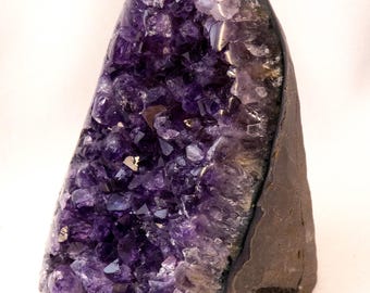 Uruguay Amethyst, polished on the side, dark violet crystals