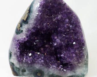 Uruguay Amethyst, polished on the side, dark violet crystals