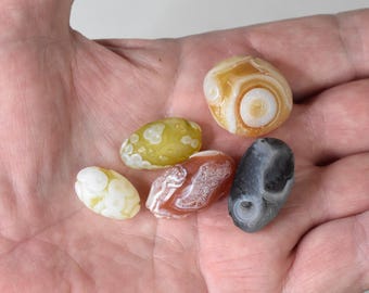 Rare Gobi Desert eye agate, unique piece, Mongolia, Lot No. 2