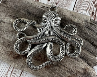 Silver Octopus Necklace , silver Necklace , Bold Necklace , Large Necklace, Octopus Jewelry, Ocean Jewelry, Beach Jewelry, Nature Jewelry