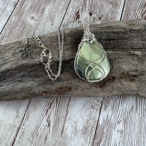 Wire Wrapped Green Serpentine Necklace, NewJade Necklace, Green Gemstone image 8