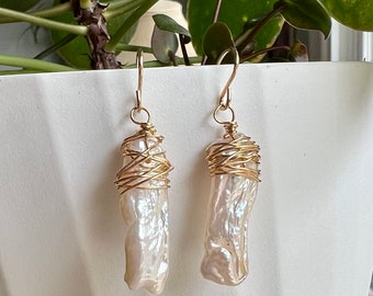 Gold Wire Wrapped Baroque Pearl Earrings, Gold and Pearl Jewelry, Biwa Pearl, Baroque Pearl