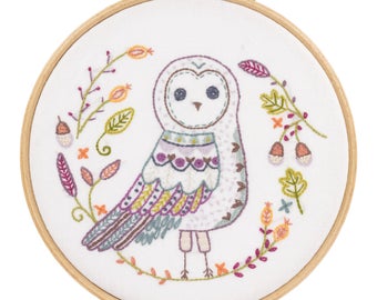 Embroidery kit Huguette the owl