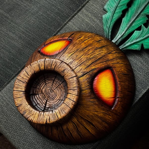 The legend of Zelda: Deku Mask Woodlike- Mask Replica