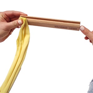 Essential rug making tool: fabric cutting gauge for creating perfect strips for proggy, clippy and shaggy rag rugs