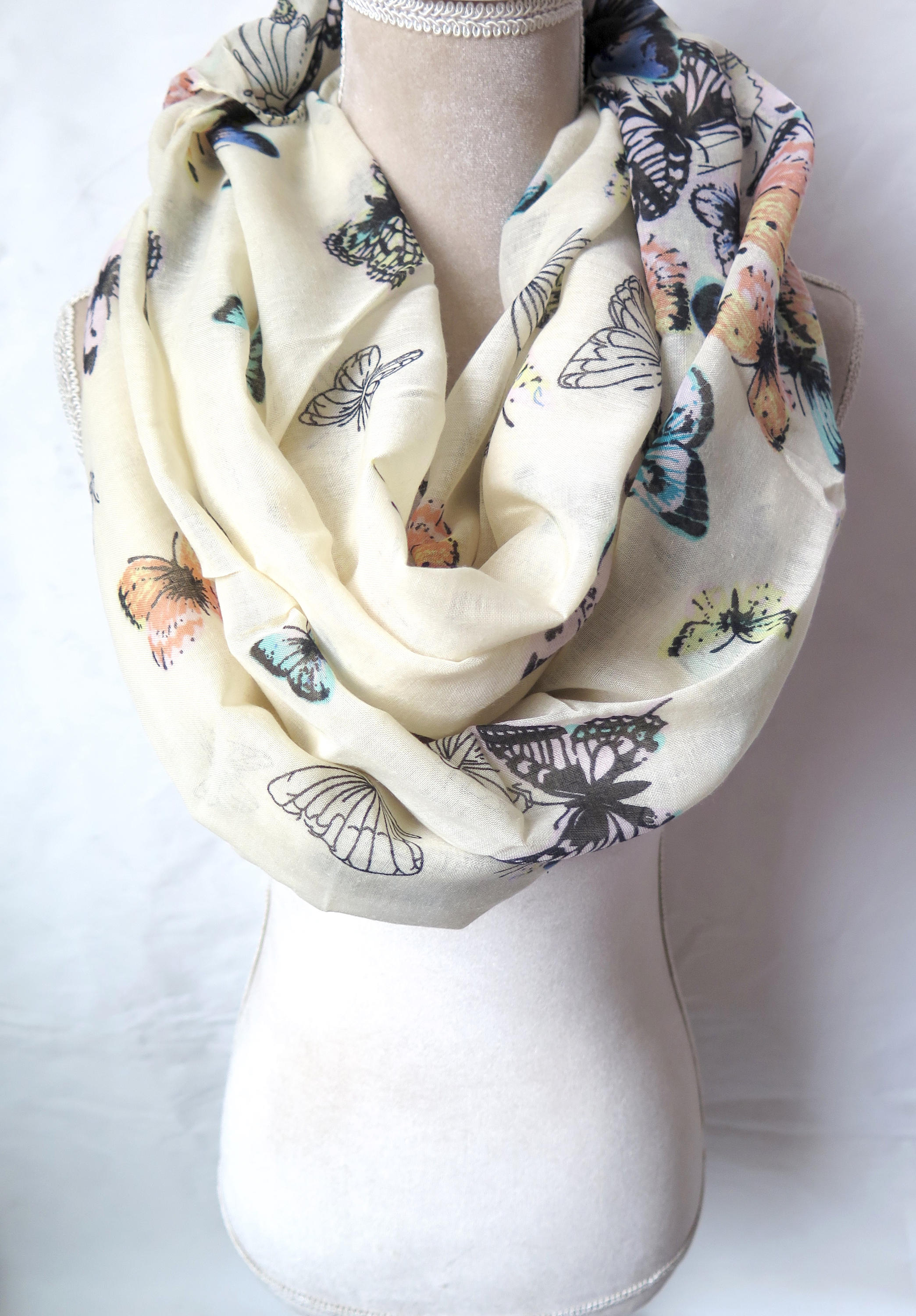 Butterfly scarf D（値下げしました） Butterfly scarf D（値下げしました）