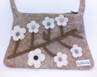 Felted wool purse - En Gry & Sif Scandinavian Handmade Design