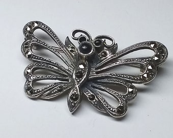 Vintage butterfly brooch / pin - 925 silver marcasite