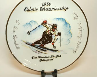 Vintage skiing trophy plate - 1954 Blue Mountain Pottery (BMP) Canada