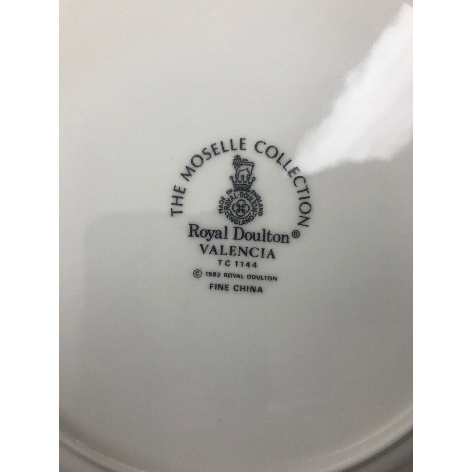 Royal Doulton Valencia Moselle Collection 1144 1983 8 Salad Plate Set