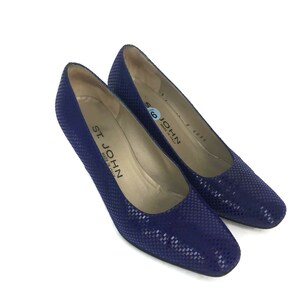 St. John Women&#39;s Classic Royal Blue Embellished Leather Heels Pumps Italy 6 B