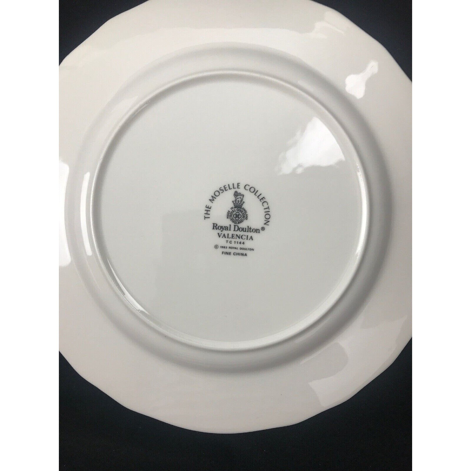 Royal Doulton Valencia Moselle Collection 1144 1983 8 Salad Plate Set