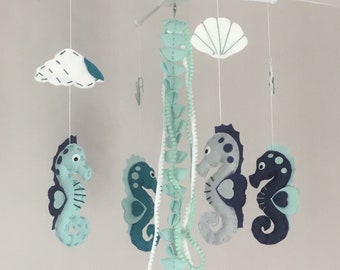 Baby mobile - Crib mobile - Cot mobile - Seahorse mobile - seahorse, shells and seaweed