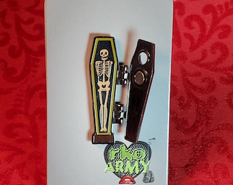 Rocky Horror Coffin Hard Enamel Pin; coffin jewelry; coffin pin; casket pin; hinged spinner pin; halloween skeleton lapel pin; gothic broach