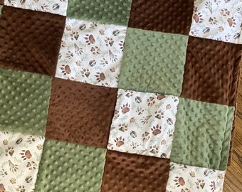 Woodland Baby Bedding in olive green and brown, gender neutral baby bedding, patchwork baby blanket, woodland animals, baby shower gift