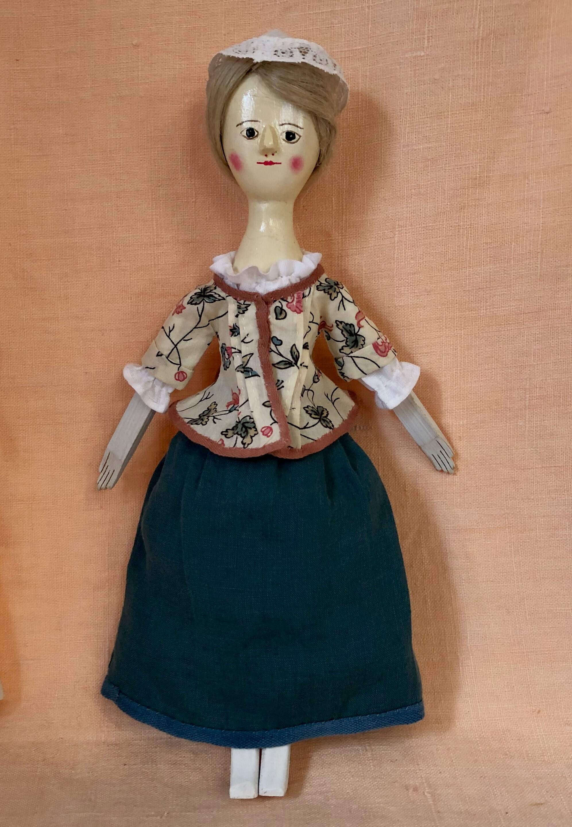 18th Century Ladies: Vintage Fred Laughon Wooden Dolls - Etsy 18th Century Ladies: Vintage Fred Laughon Wooden Dolls - Etsy