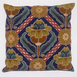 Arts & Crafts flower cushion