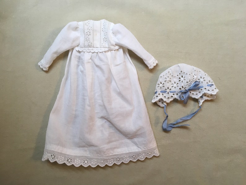 Doll's 19th century Nightgown and lace nightcap Blue