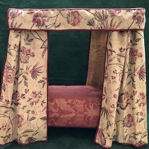 Doll&#39;s Bed and Bed hangings, Bedding, Linens and more . . .