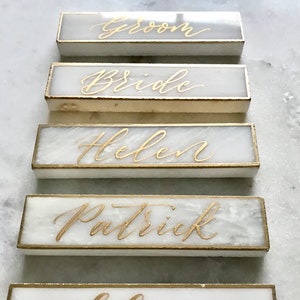 Marble Place Cards, Unique Place Cards, Gold Wedding Decor, Wedding Decor, Calligraphy Place Cards, Marble Wedding, Tile Place Cards