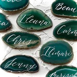 Agate Slice Place Cards with Calligraphy, Agate Escort Cards, Wedding Agate Slices, Place Cards, Natural Agate Place Card, Wedding Decor