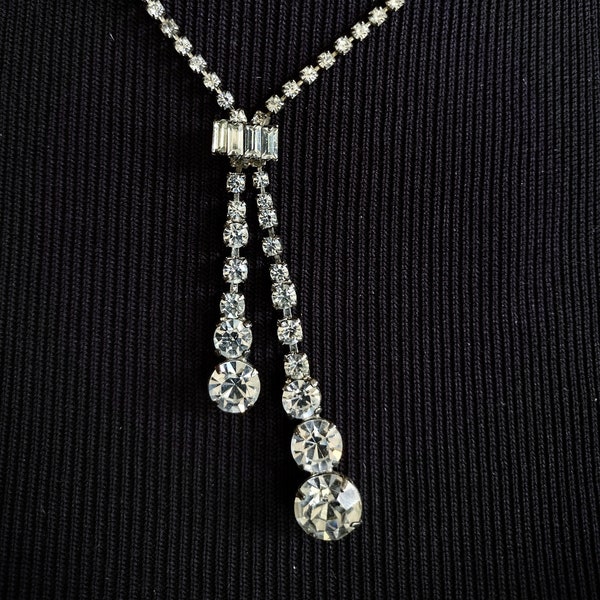 Vintage Rhinestone Necklace Clear Cubic Zirconia Brilliant BaguetteCut Asymmetrical Tassels Y Shaped Sparkling Bridal Wedding Prom Accessory