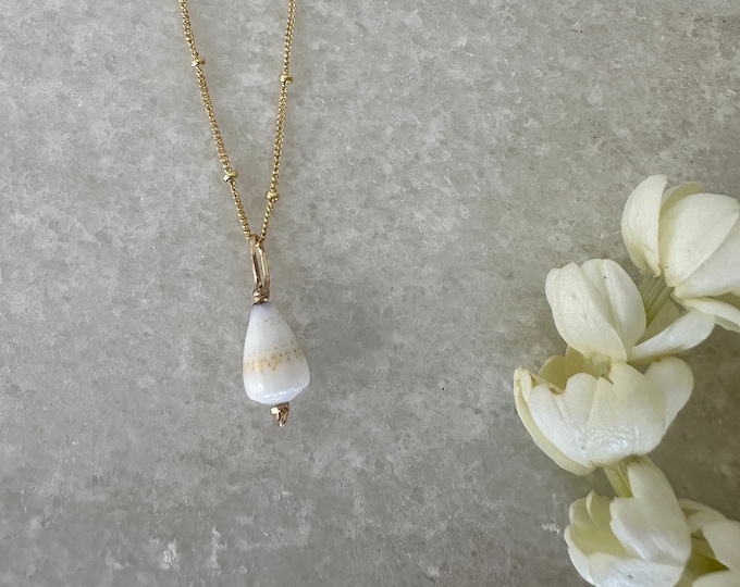 tiny seashell SASHA pendant necklace