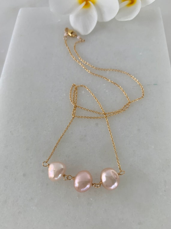 Peyton Pearl Necklace main image 0