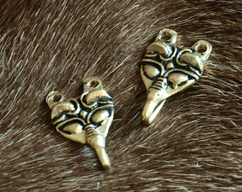 Winingas Wolf-Headed Hooks from Gnezdovo