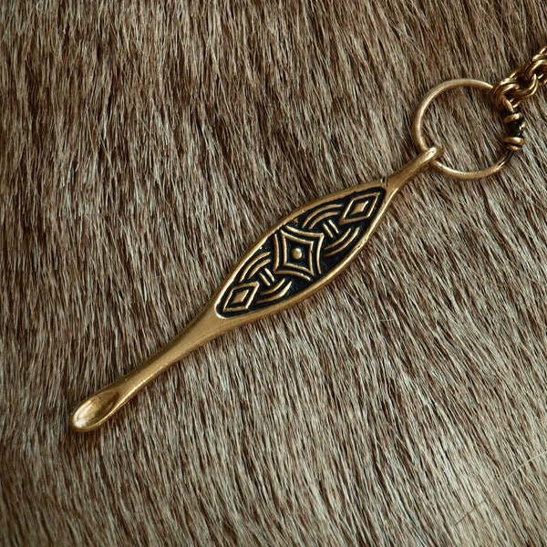 Scandinavian ear spoon pendant
