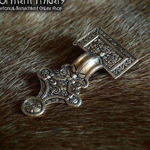 Anglosaxon Bow Fibula from the Island of Wight