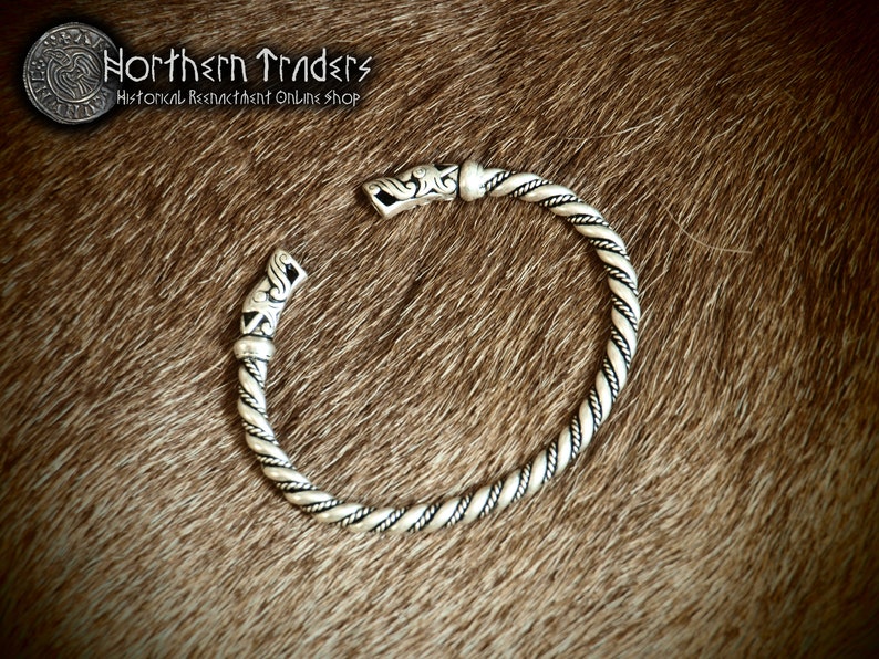 Viking bracelet from Gotland image 2