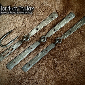 Early Medieval Hinges from Mästermyr