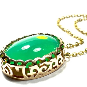 Uranium Glass Golden Filigree Necklace UV reactive Green Opal Glass Oval Pendant Stainless Steel Chain Statement Necklace
