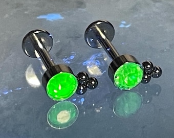 Uranium Glass Labret 8mm Stud, SINGLE 16g Stainless Steel & Titanium, UV reactive