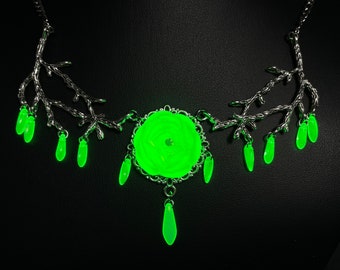 Rose Garden Fluorescent Uranium Glass Statement Necklace Victorian Bib Style Floral Branches Vaseline Glass UV reactive Flower Choker