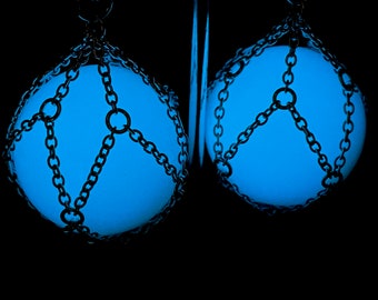 16-00g Glow in the Dark Ear Weight PAIR Spherical Chained Ear Hangers Phosphorescent UV reactive Blue Glowing Synthetic Luminous Stone