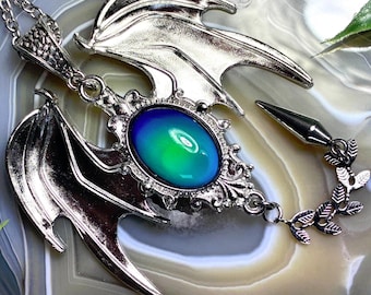 Gothic Bat Wing Mood Necklace, Color Changing Body Heat Pendant