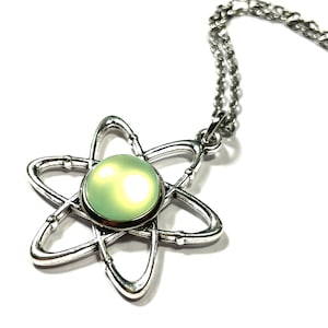 Uranium Atom Necklace UV Reactive Vaseline Glass Science Element U-238 Atomic Nucleus Periodic Table Chemistry Fluorescent STEM jewelry