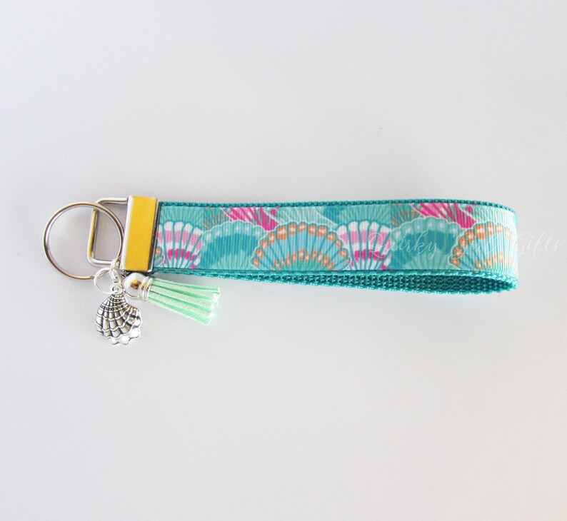 Seashell Key Fob Seashell Keychain Beach Key Fob Shell Etsy