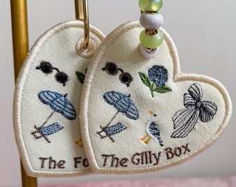 Coastal tote charm | Embroidered beach bag tag | Custom keychain