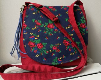 Folk art bag, Flower messenger bag, Vegan crossbody bag, Highlander flowers pattern, Polish folk, Medium sized bag, Sling crossbody bag
