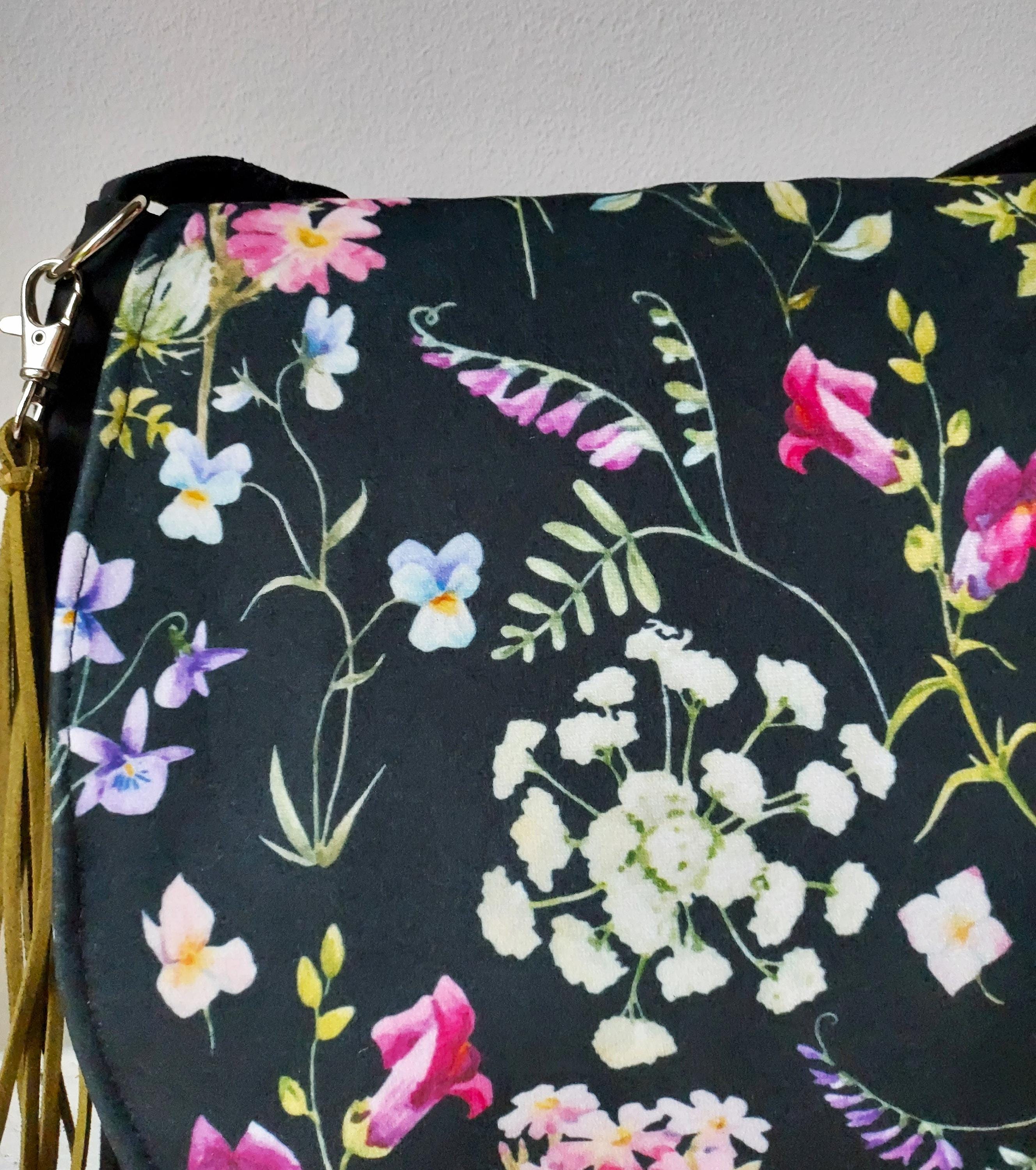 Black Floral Crossbody Bag Women Genuine Leather Shoulder Bag Floral-Embossed Crossbody  main image 3