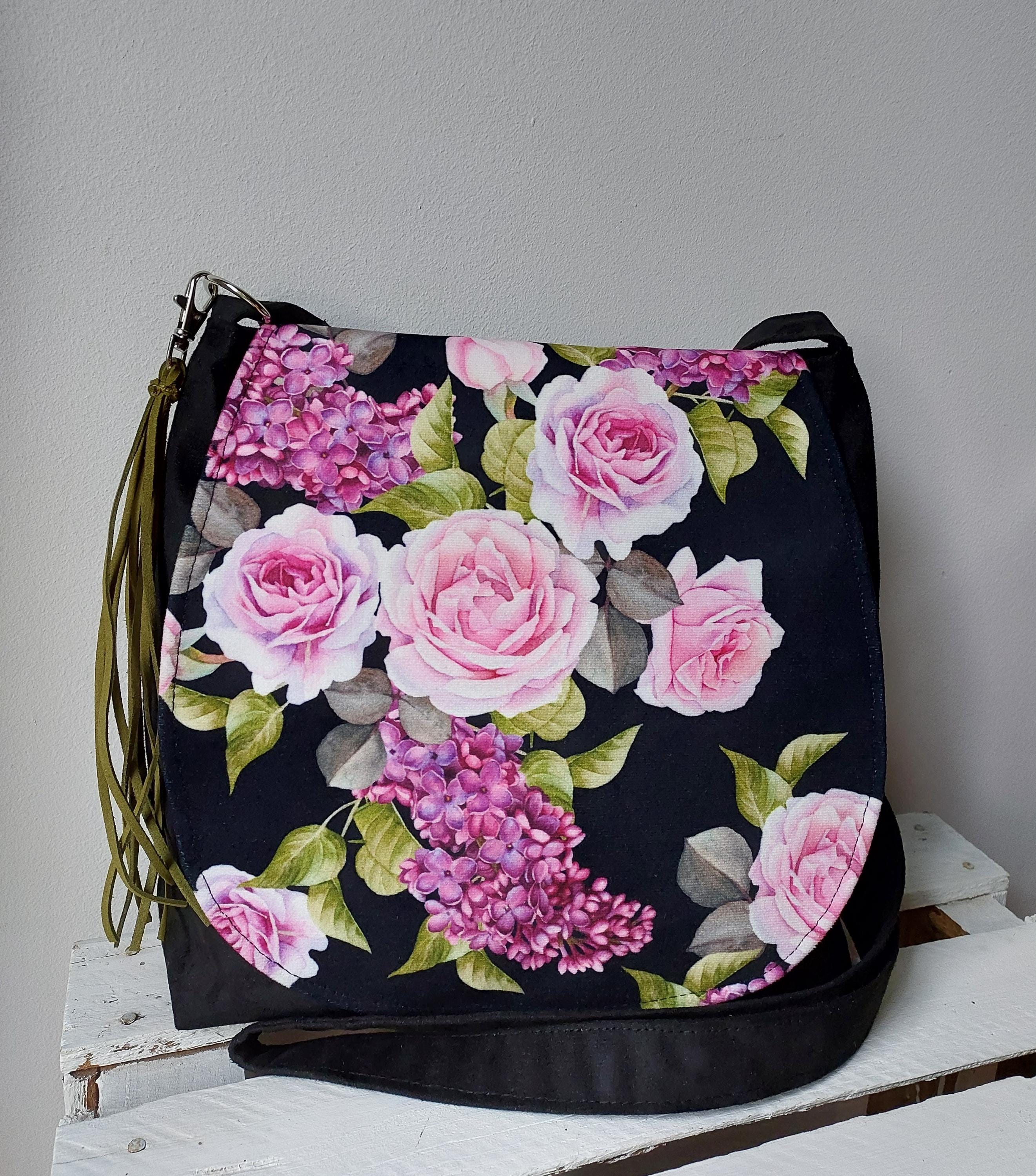 ●Mardi Mercredi●ALL OVER FLOWERS PRINTED BOSTON BAG_BLACK ○Mardi Mercredi○ALL OVER FLOWERS PRINTED BOSTON BAG_BLACK