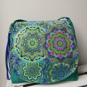 Green mandala bag, hippie bag, boho messenger bag, vegan crossbody bag, medium sized bag, festival bag, boho chic bag, sling crossbody bag zdjęcie 2