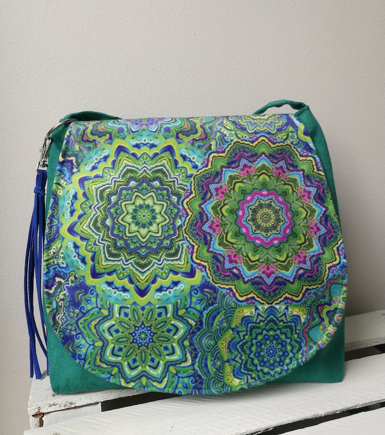 Green mandala bag, hippie bag, boho messenger bag, vegan crossbody bag, medium sized bag, festival bag, boho chic bag, sling crossbody bag zdjęcie 2