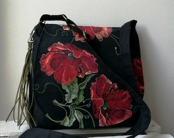 Zwarte tas met klaprozen, Floral messenger bag, Vegan crossbody tas, Tassel bag, Middelgrote tas, Sling crossbody tas, Floral portemonnee, Boho tas