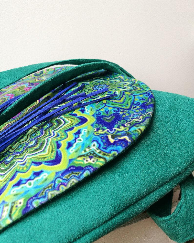 Green mandala bag, hippie bag, boho messenger bag, vegan crossbody bag, medium sized bag, festival bag, boho chic bag, sling crossbody bag zdjęcie 4